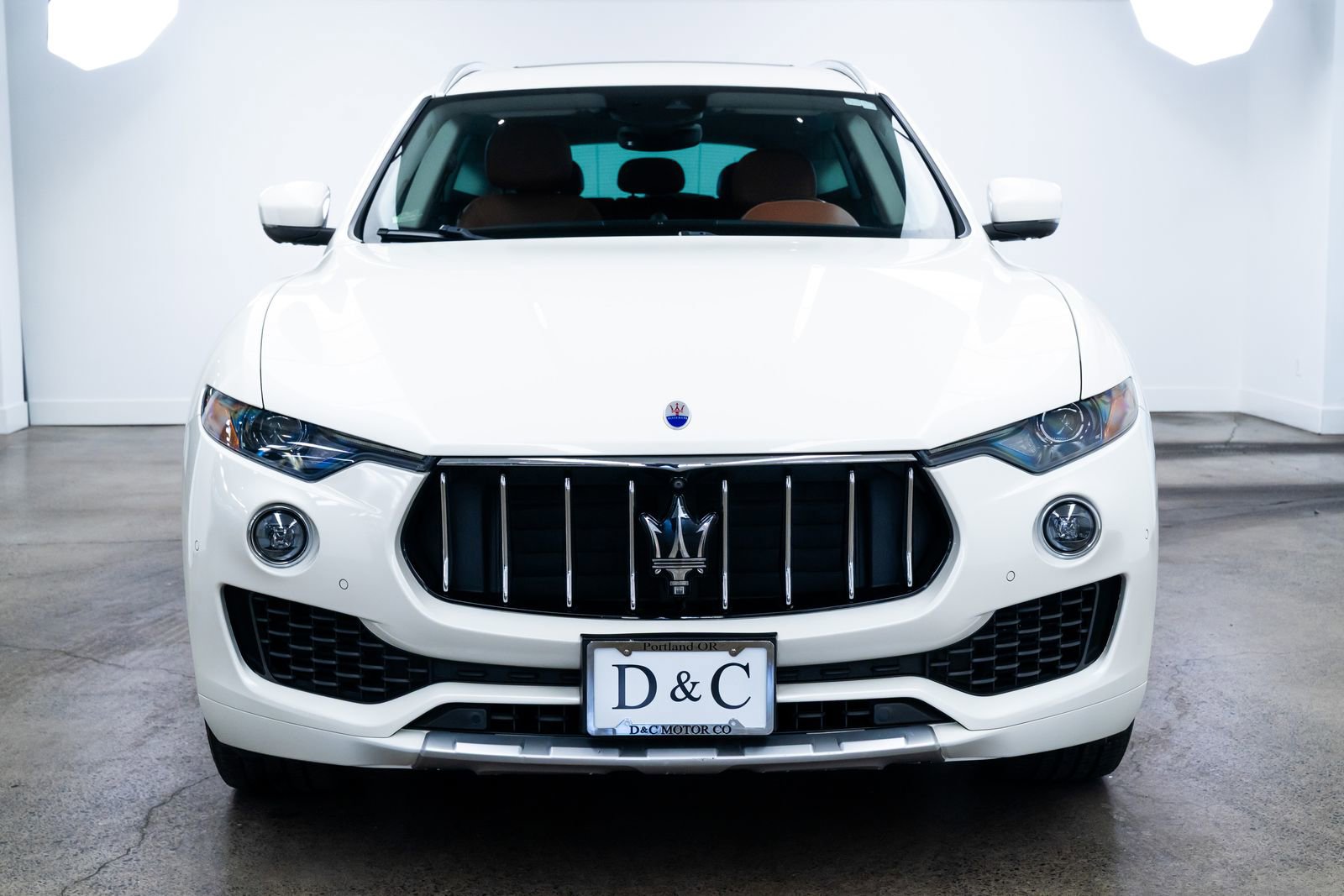 Used 2018 Maserati Levante S GranLusso image 2