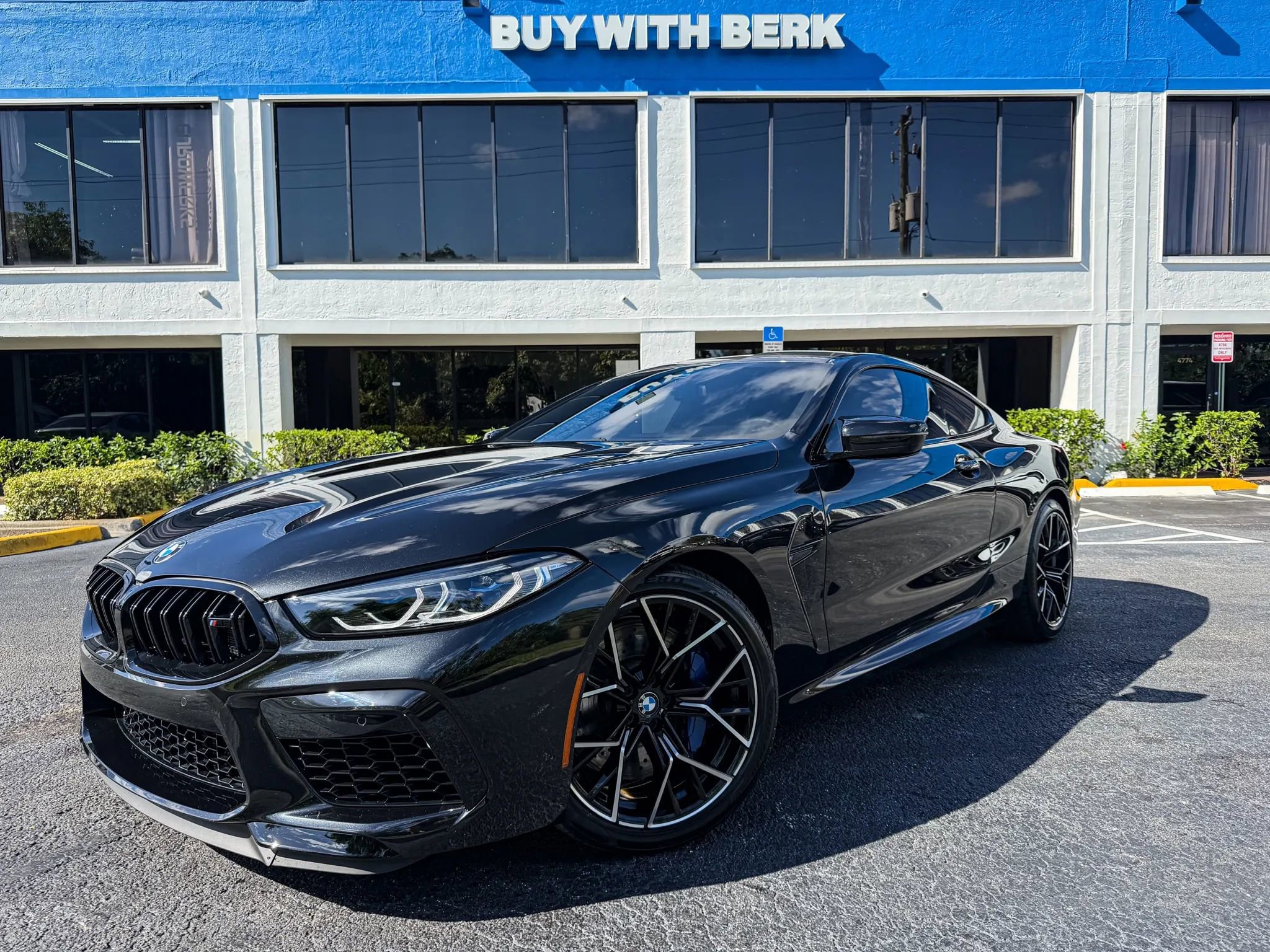 Used 2025 BMW M8 Competition image 1