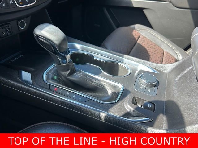Used 2023 Chevrolet Traverse High Country image 27