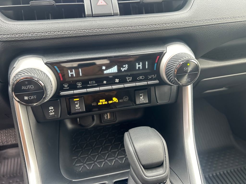 Certified 2025 Toyota RAV4 XLE w/ Convenience Package image 37