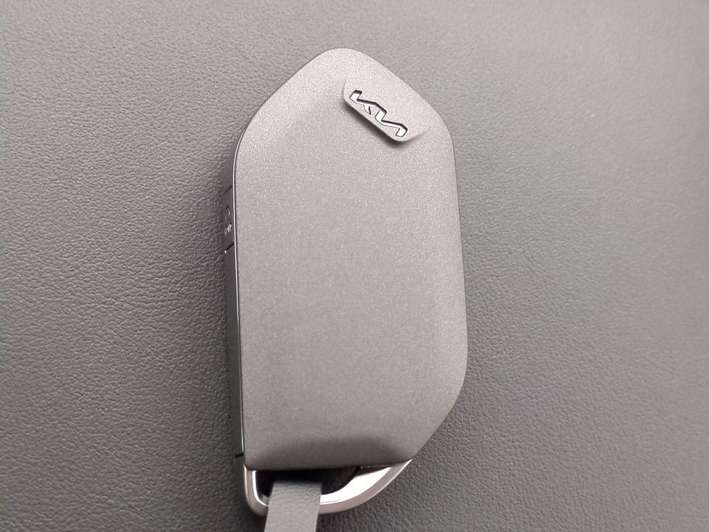 New 2025 Kia Sorento EX image 28