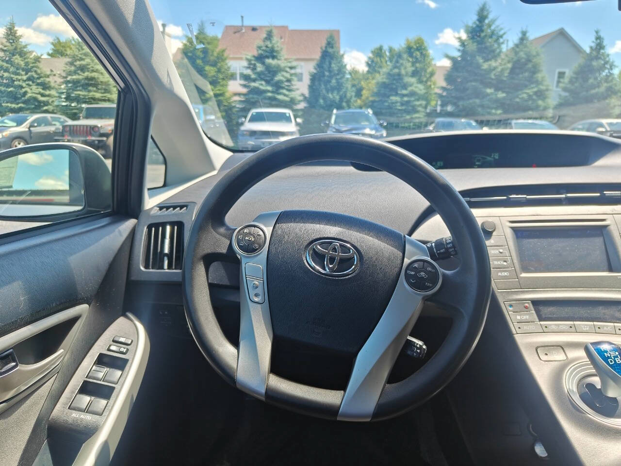 Used 2015 Toyota Prius Two FWD image 11