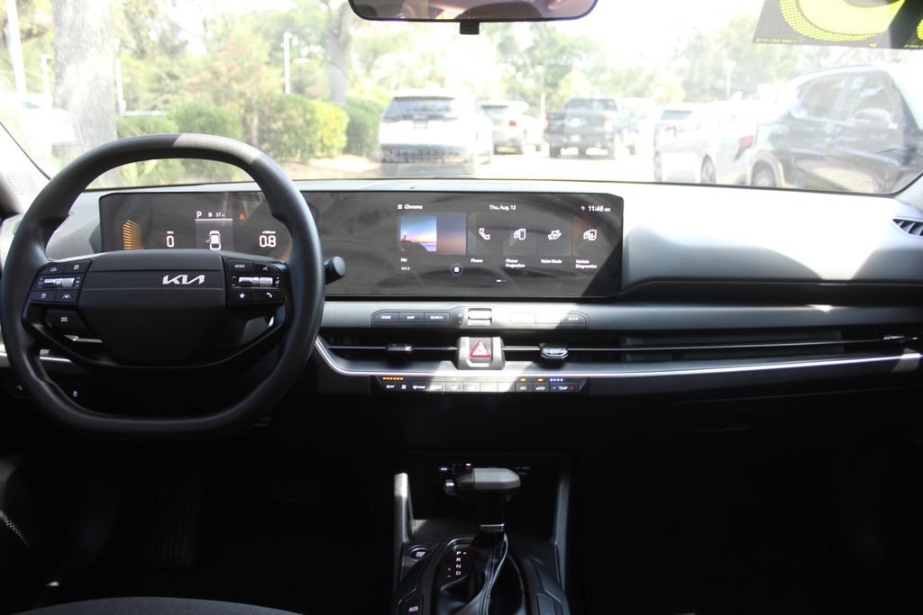 Certified 2025 Kia K4 FWD image 22