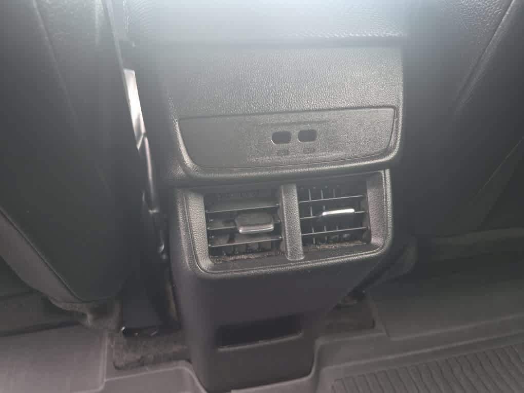 Used 2025 Chevrolet Equinox LT w/ Safety and Technology Package AWD/4WD image 22