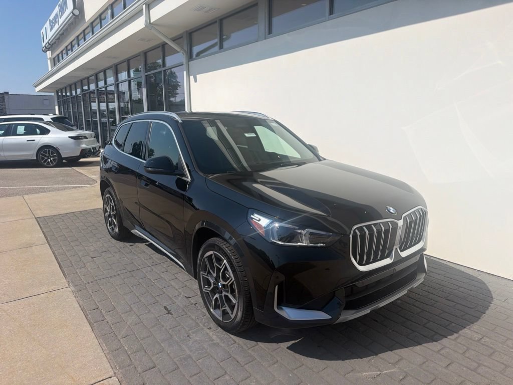 New 2026 BMW X1 xDrive28i w/ Convenience Package AWD/4WD image 1