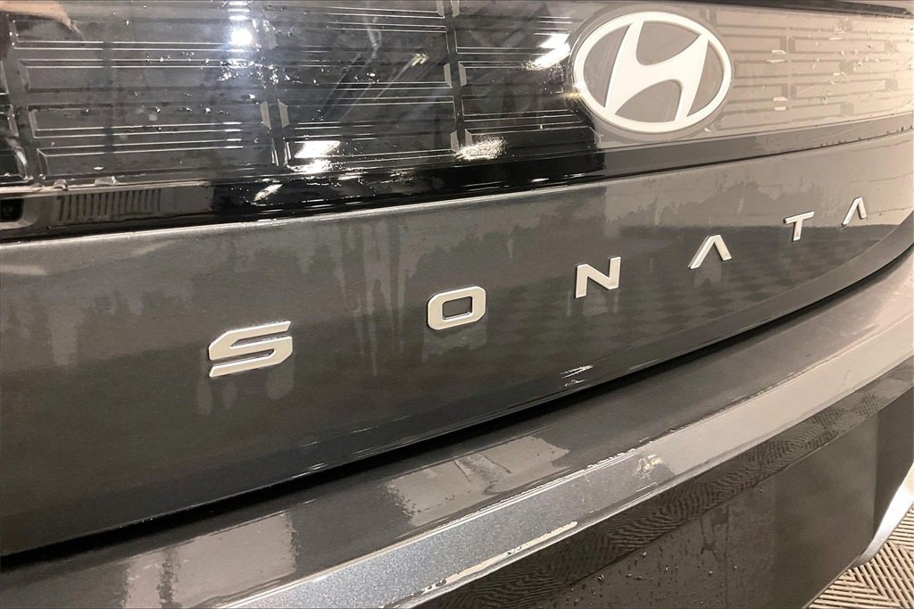 Certified 2025 Hyundai Sonata SE image 26