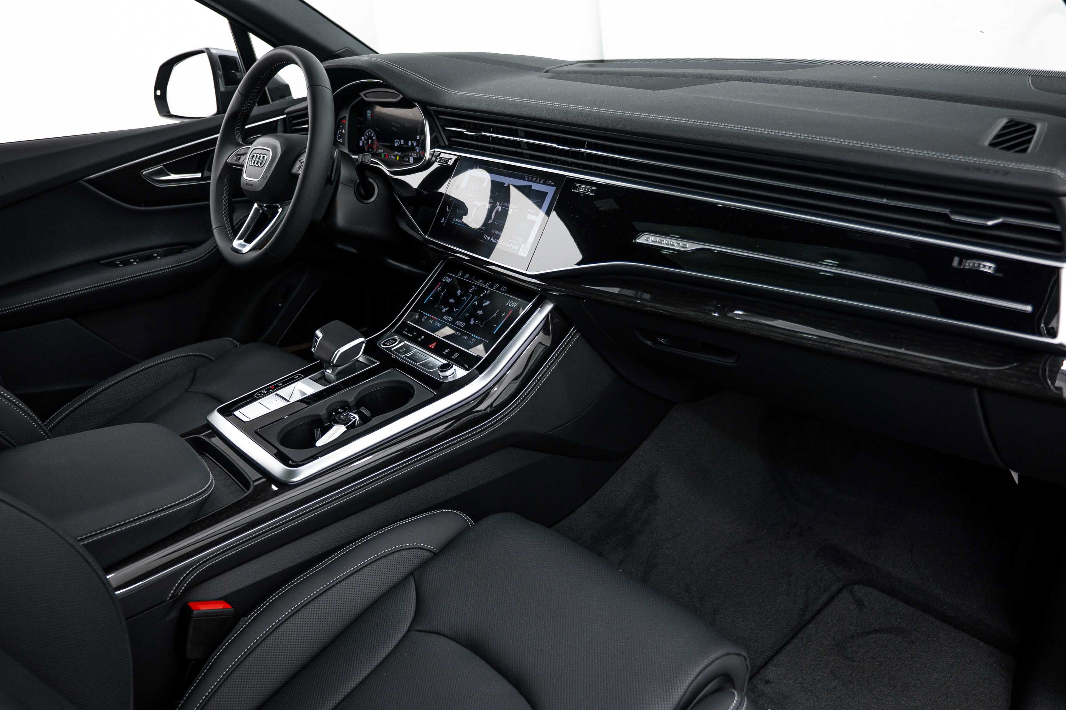 New 2026 Audi Q7 3.0T Prestige AWD/4WD image 8