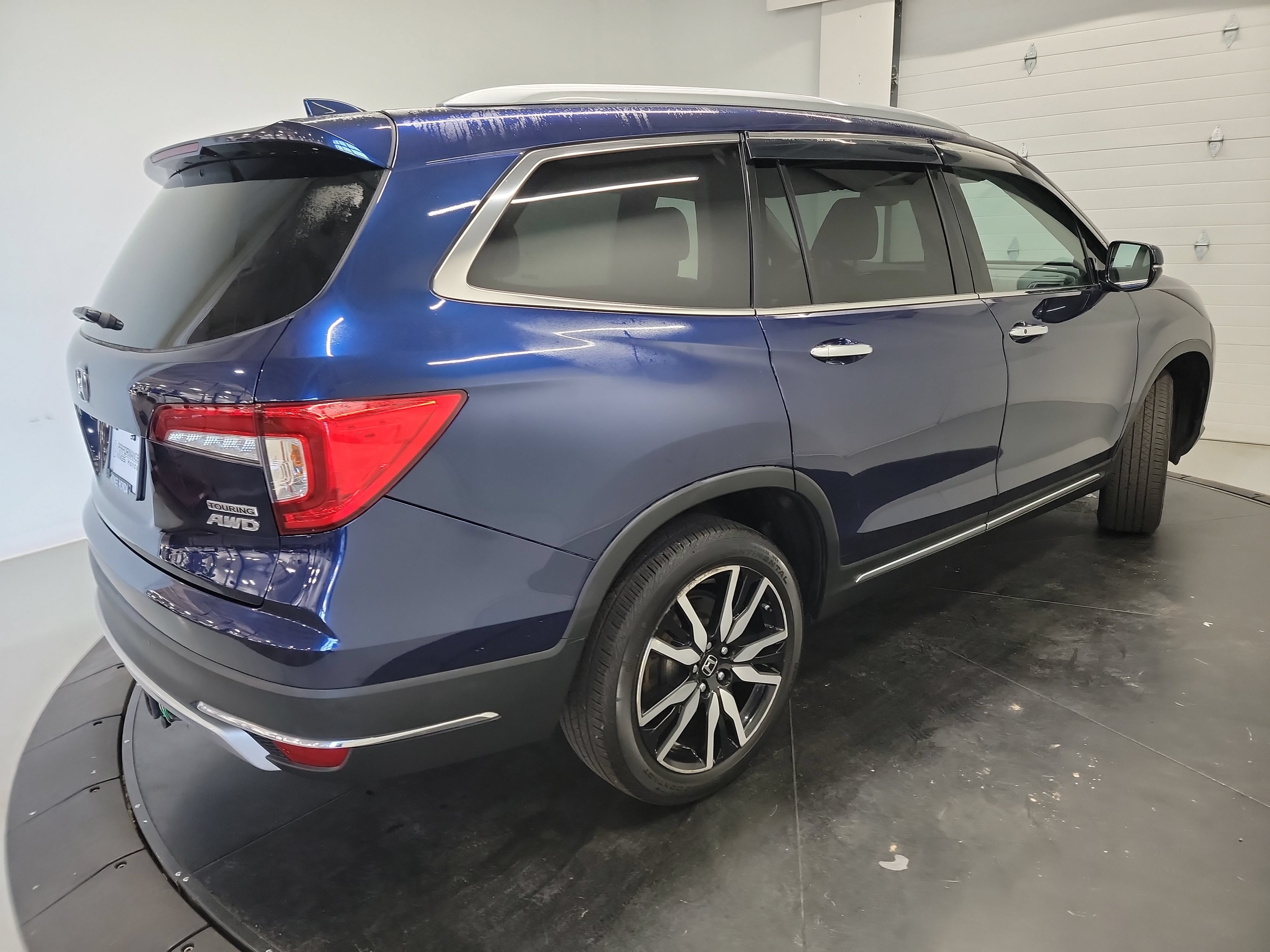 Used 2020 Honda Pilot Touring image 9