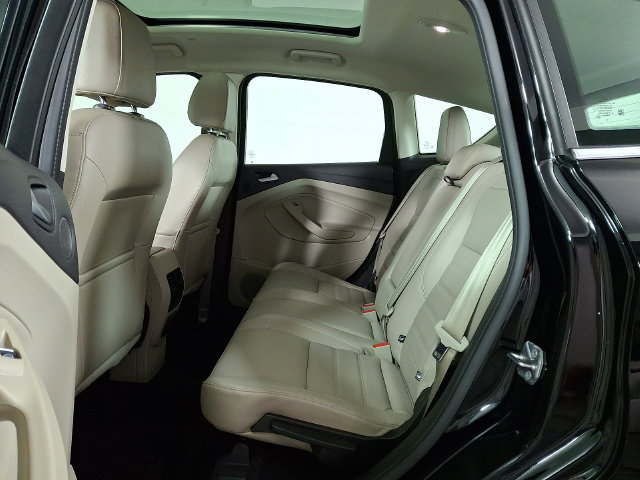 Used 2017 Ford C-MAX Titanium w/ Equipment Group 301A FWD image 13