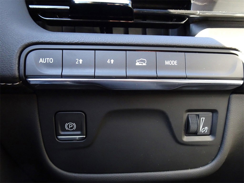 Certified 2023 Cadillac Escalade ESV Premium Luxury w/ LPO, Radiant Package image 23