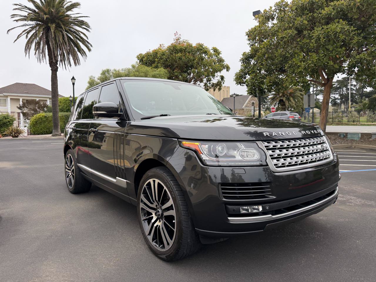 Used 2014 Land Rover Range Rover Supercharged AWD/4WD image 33