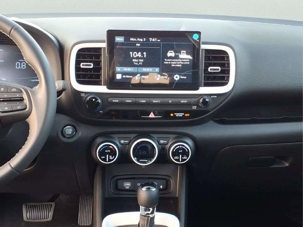 New 2026 Hyundai Venue SEL FWD image 10