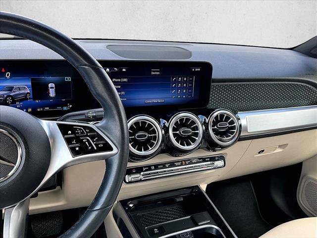 Used 2025 Mercedes-Benz GLB 250 image 8