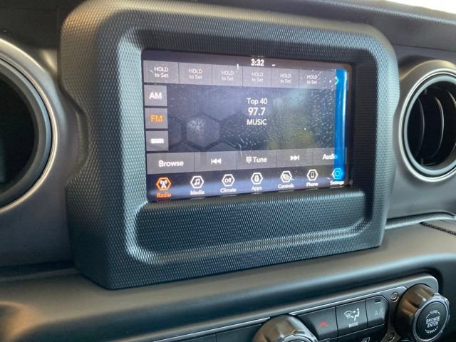 New 2023 Jeep Gladiator Sport AWD/4WD image 17