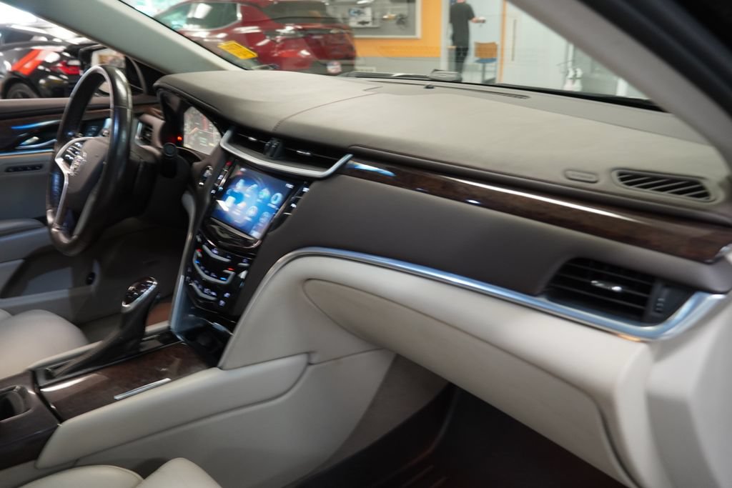 Used 2013 Cadillac XTS Premium AWD/4WD image 28