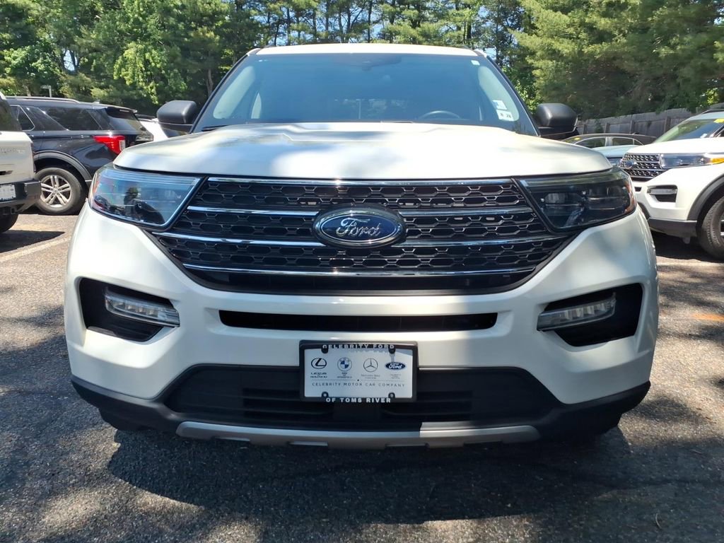Certified 2023 Ford Explorer XLT w/ Equipment Group 202A AWD/4WD image 6