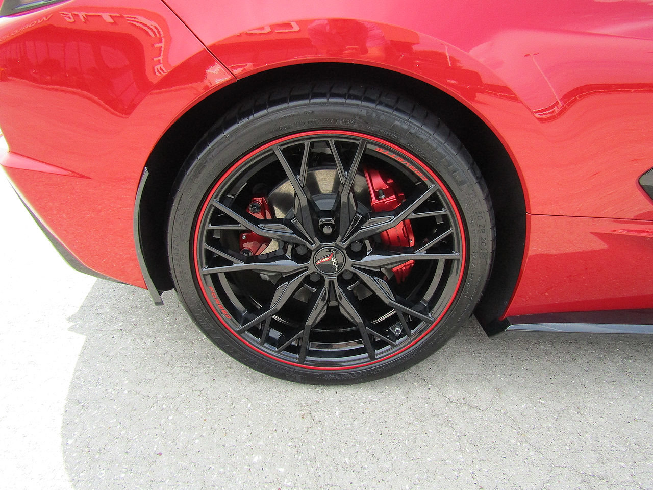 Used 2024 Chevrolet Corvette Stingray Preferred Conv w/ Stealth Interior Trim Package RWD image 23