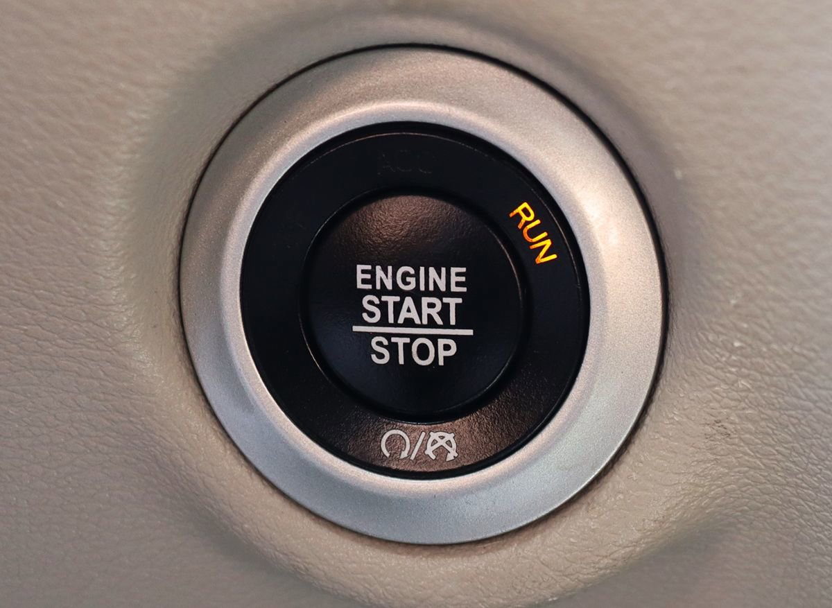 Used 2023 Chrysler Voyager LX FWD image 55