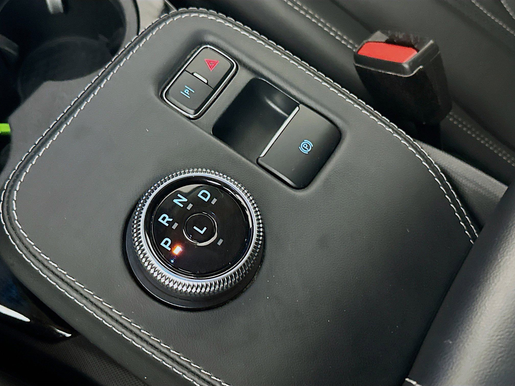 Used 2021 Ford Mustang Mach-E Select image 25