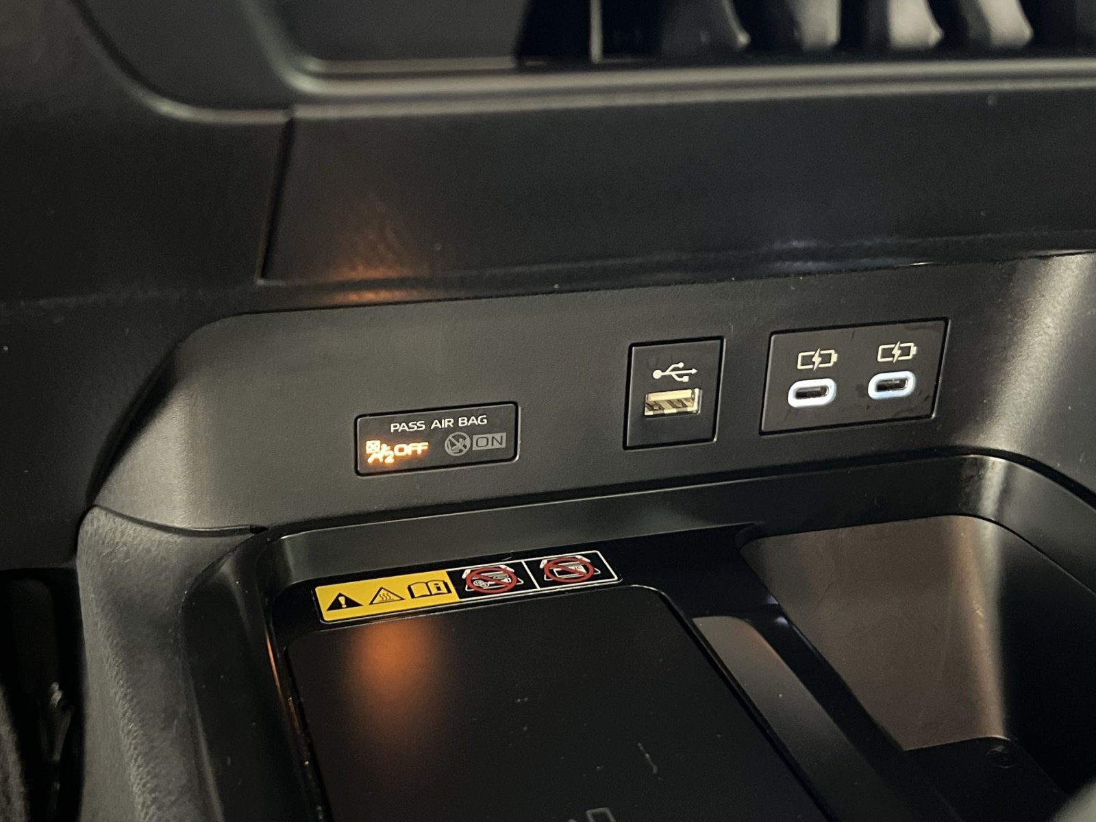 Used 2026 Toyota Camry LE FWD image 33