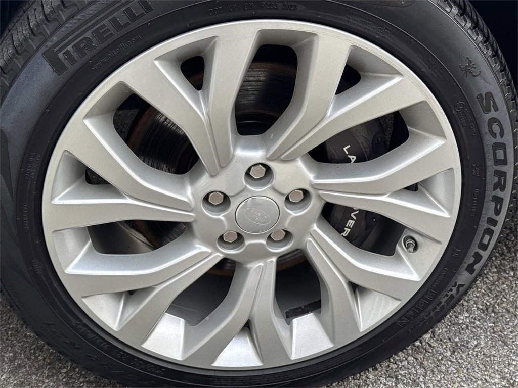 Used 2021 Land Rover Range Rover Westminster Edition image 12