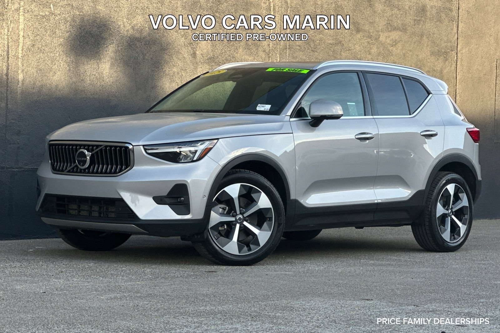 Certified 2025 Volvo XC40 B5 Plus