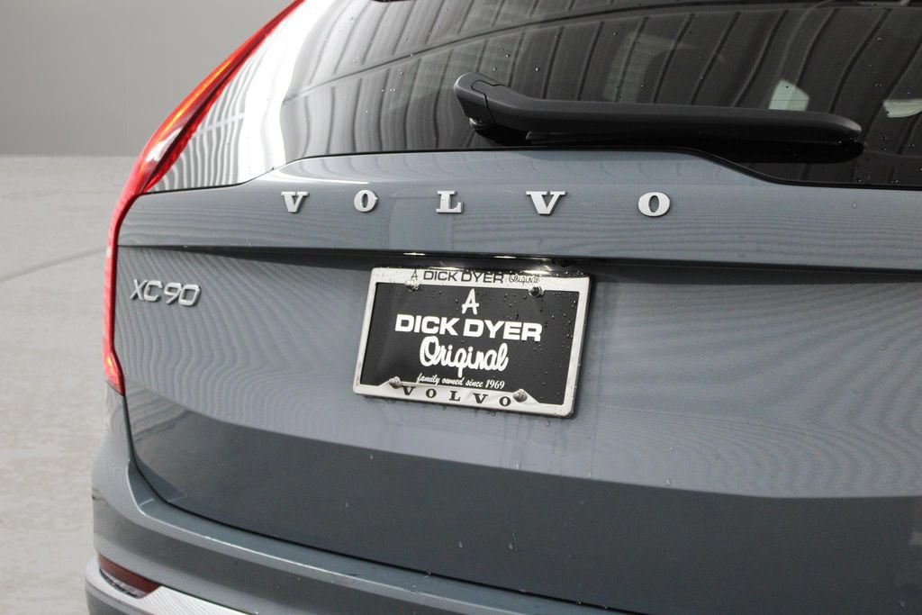 Certified 2023 Volvo XC90 B6 Plus AWD/4WD image 35