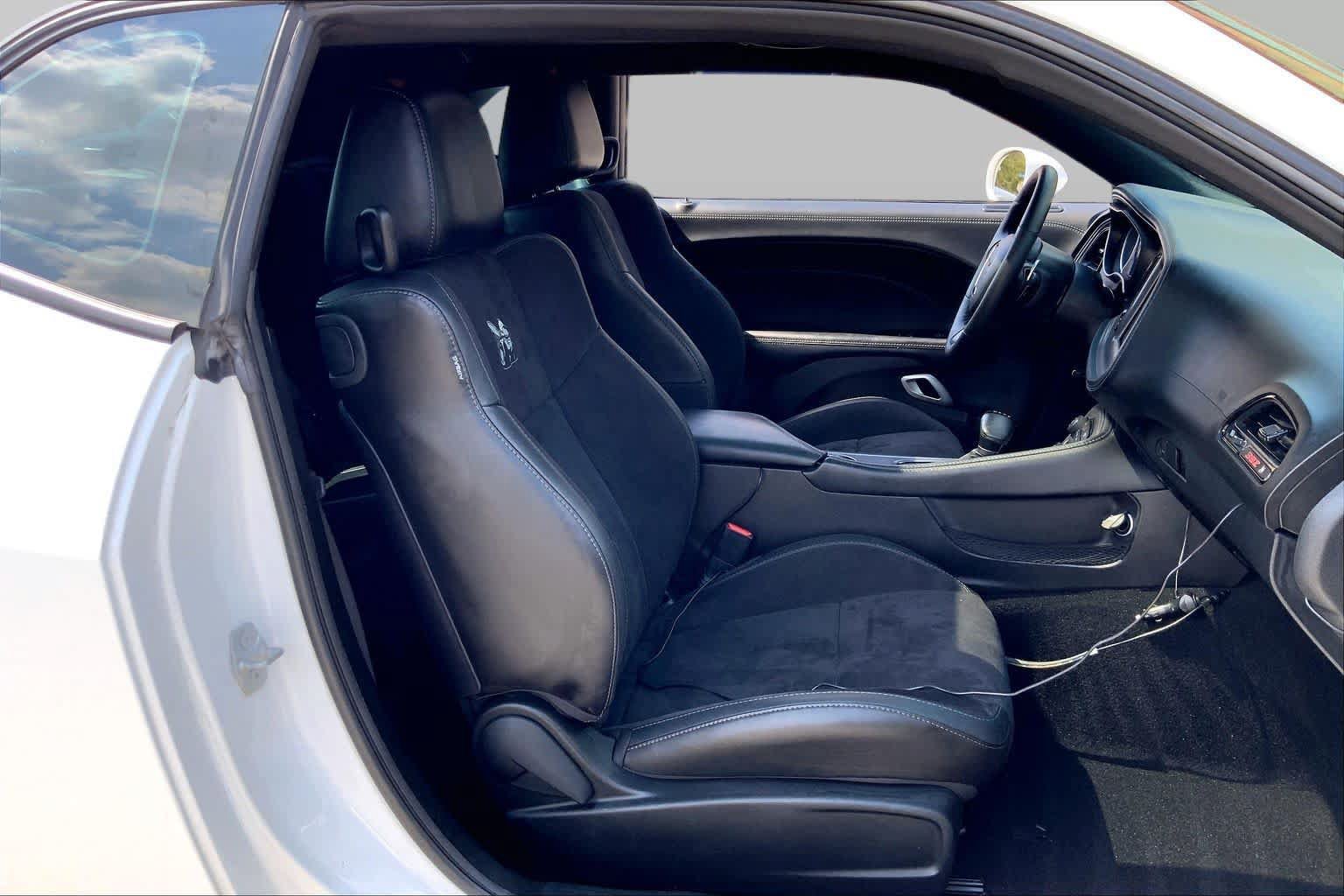 Used 2023 Dodge Challenger R/T Scat Pack w/ Plus Package RWD image 9