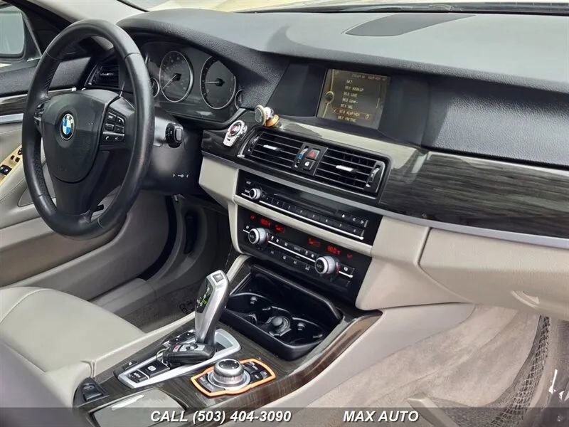 Used 2013 BMW 528i Sedan image 23