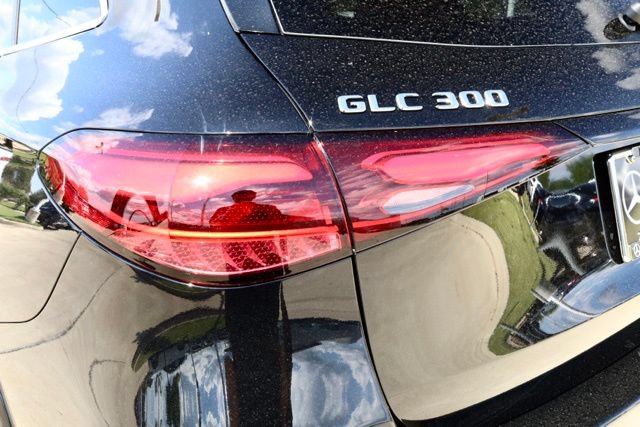 Used 2026 Mercedes-Benz GLC 300 image 10