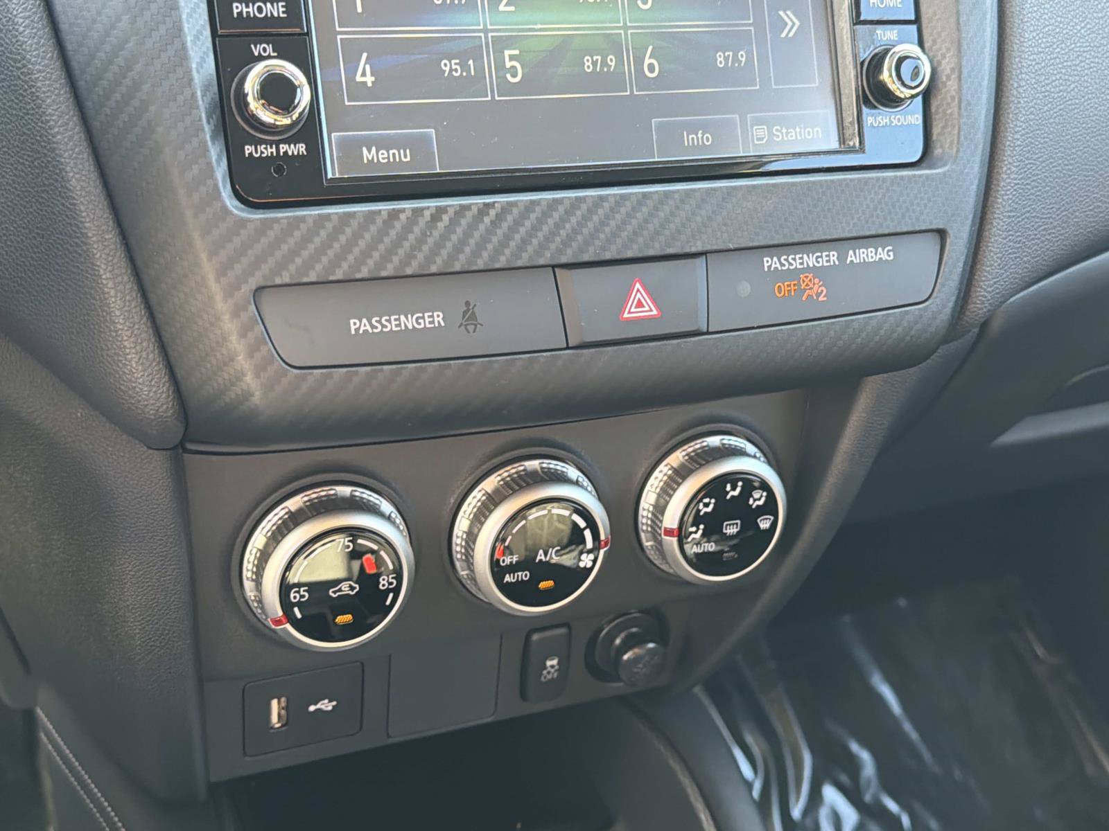 Used 2025 Mitsubishi Outlander Sport ES AWD/4WD image 19