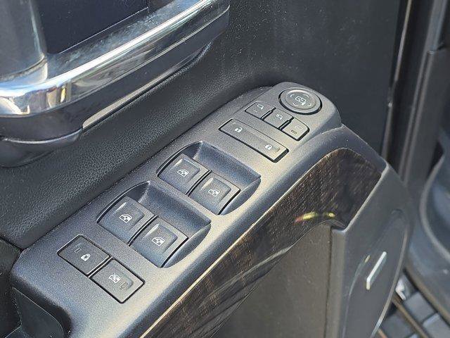Used 2015 GMC Sierra 3500 Denali w/ Duramax Plus Package image 18