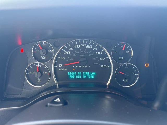 Certified 2025 GMC Savana 2500 w/ Driver Convenience Package RWD image 17