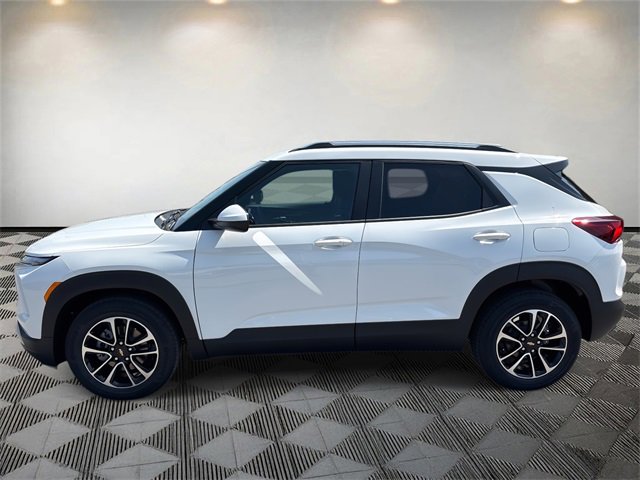New 2026 Chevrolet TrailBlazer LT w/ Convenience Package image 2