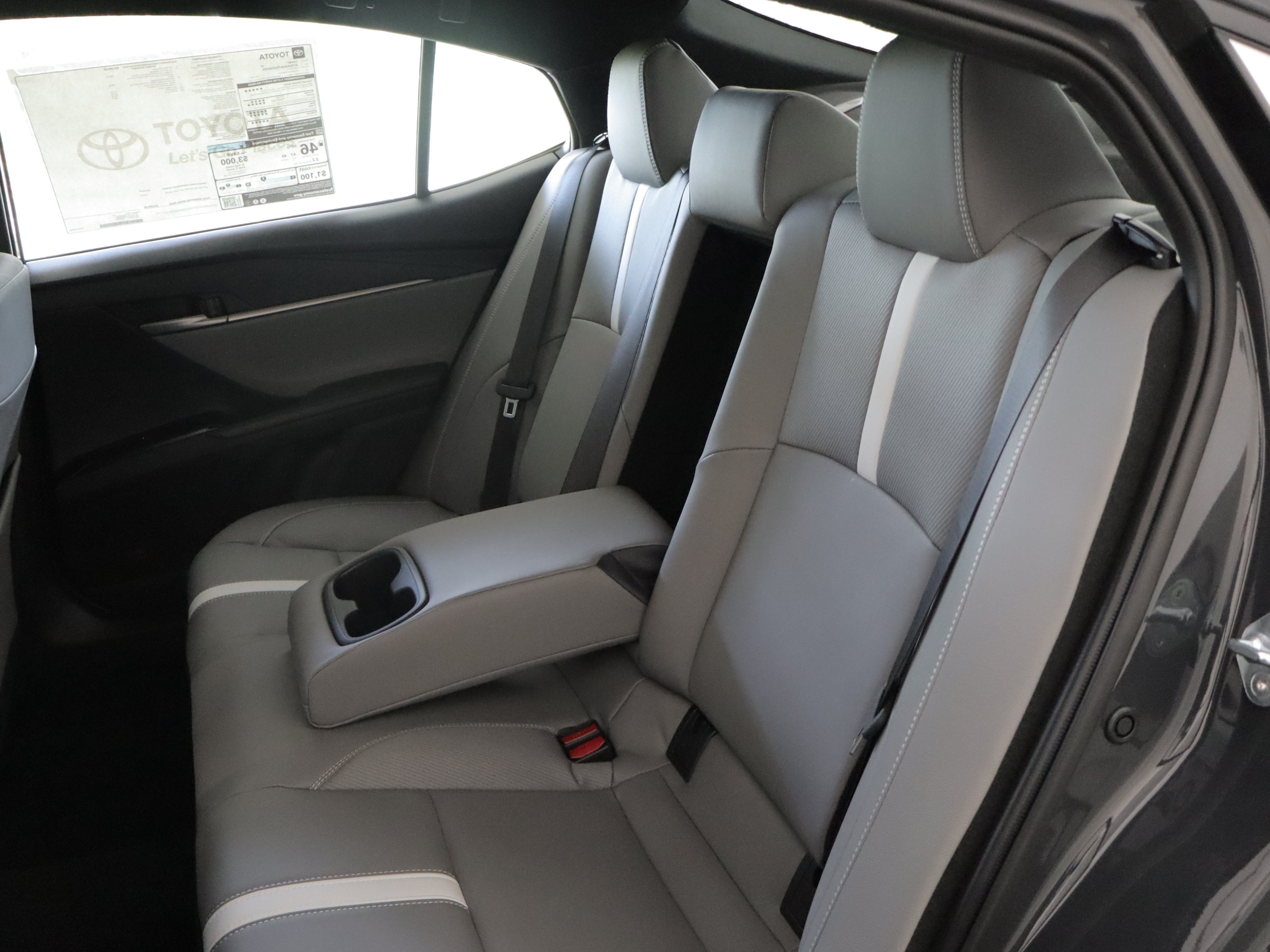 New 2026 Toyota Camry SE FWD image 9
