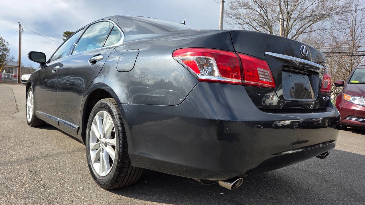 Used 2011 Lexus ES 350 w/ Preferred Accessory Package FWD image 11