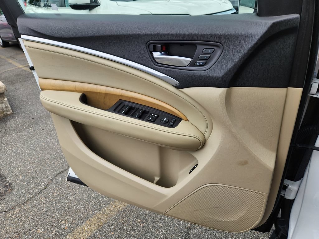 Used 2020 Acura MDX SH-AWD w/ Advance Package image 24