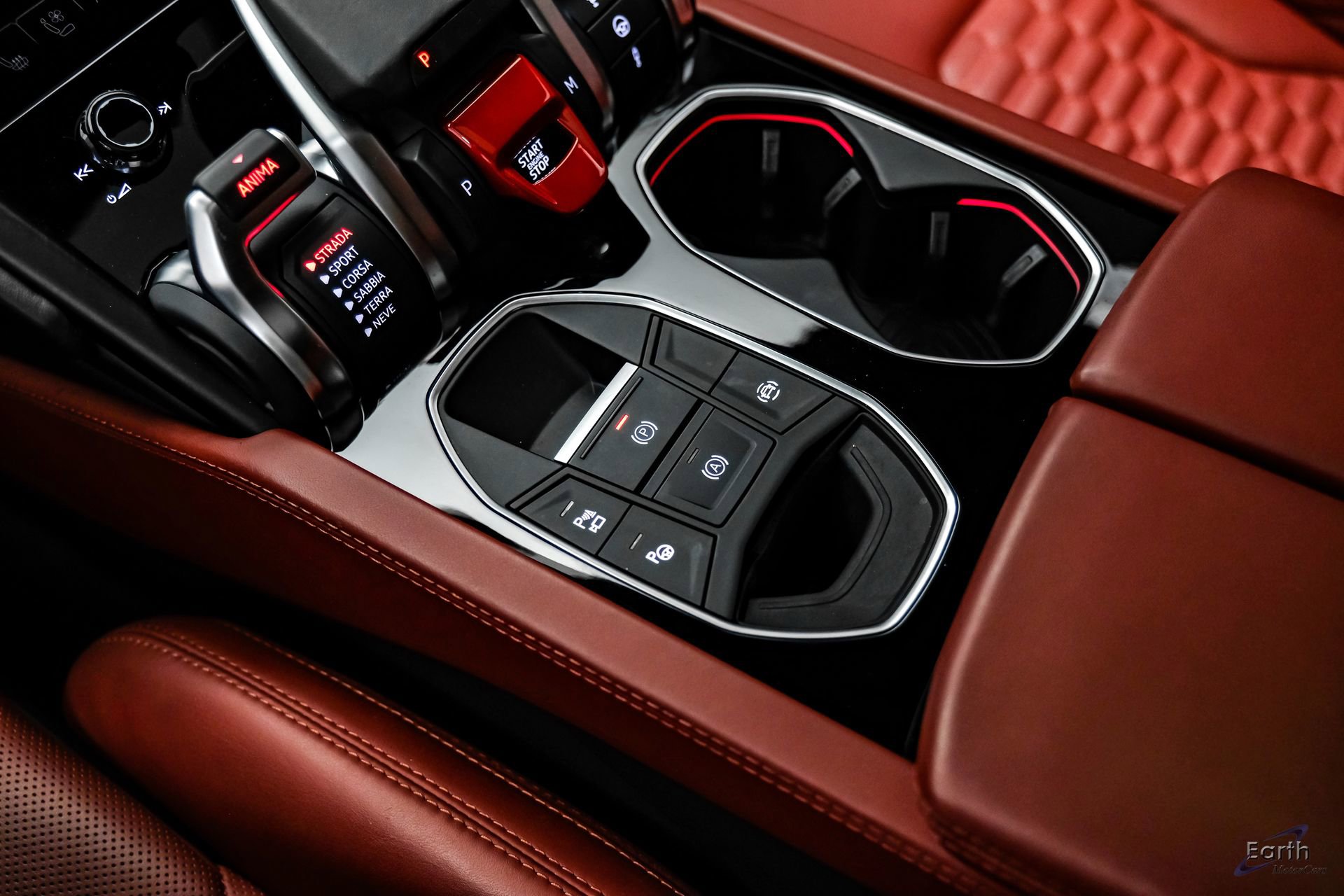 Used 2022 Lamborghini Urus AWD/4WD image 63