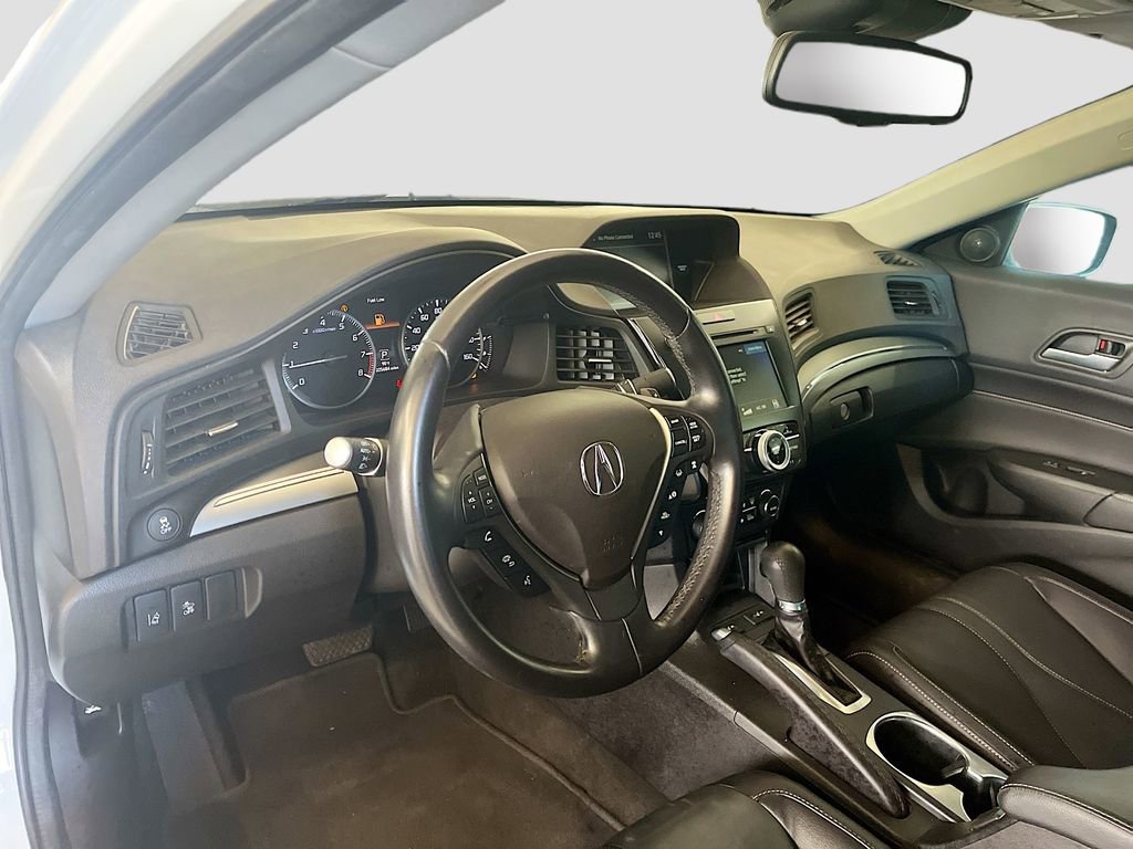 Used 2020 Acura ILX w/ Premium Package image 9