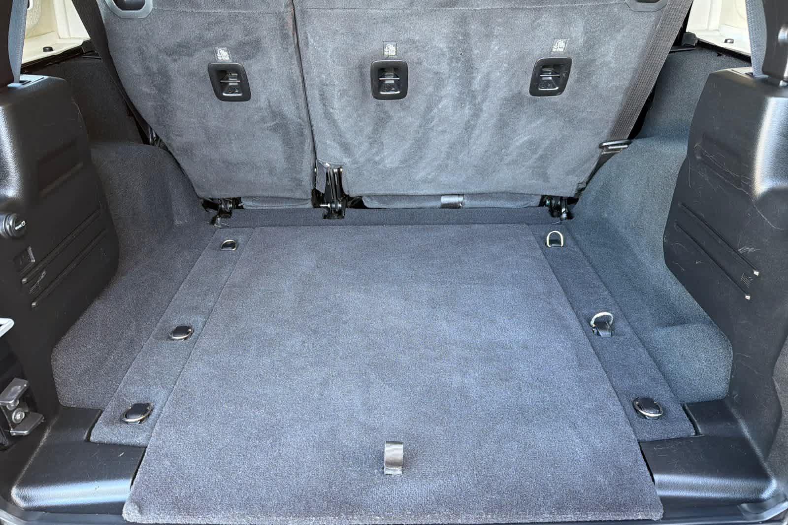 Used 2023 Jeep Wrangler Unlimited Sport AWD/4WD image 16