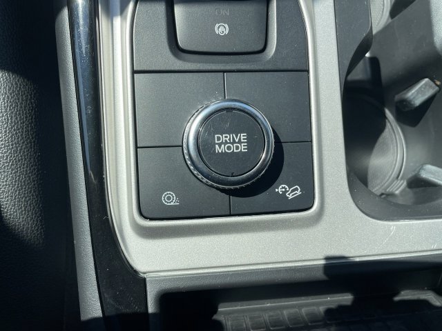 Used 2022 Ford Explorer ST-Line w/ Class IV Trailer Tow Package AWD/4WD image 18