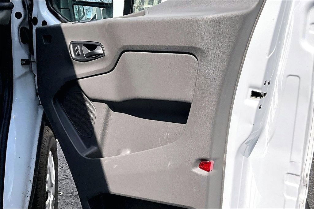Used 2024 Ford Transit 350 XLT RWD image 28