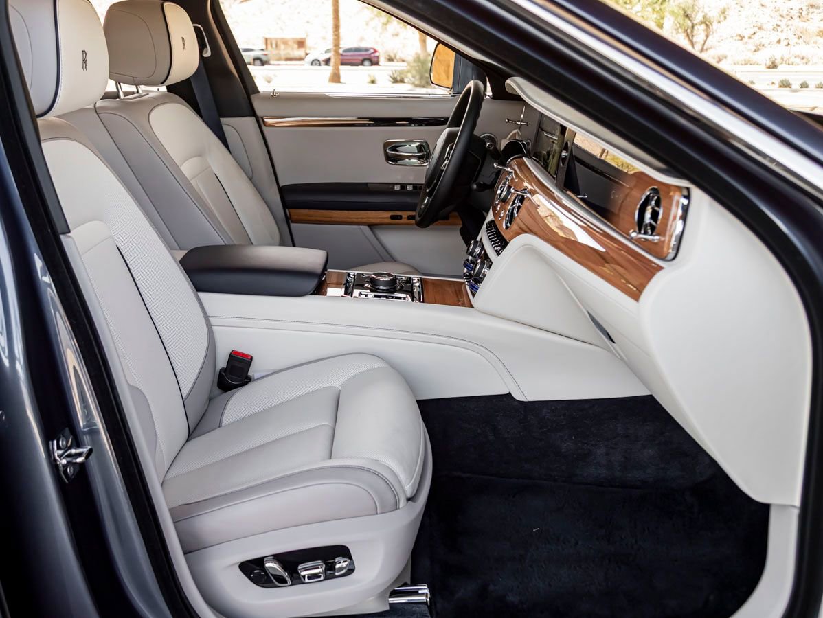 Certified 2024 Rolls-Royce Ghost Extended Wheelbase AWD/4WD image 35