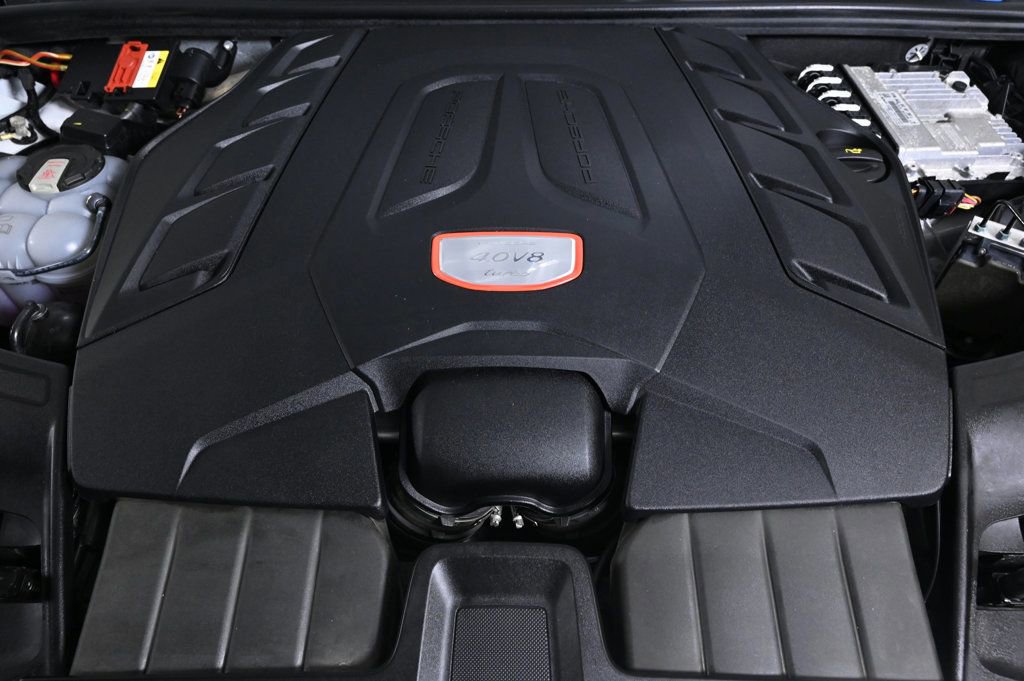 Used 2022 Porsche Cayenne Turbo image 29