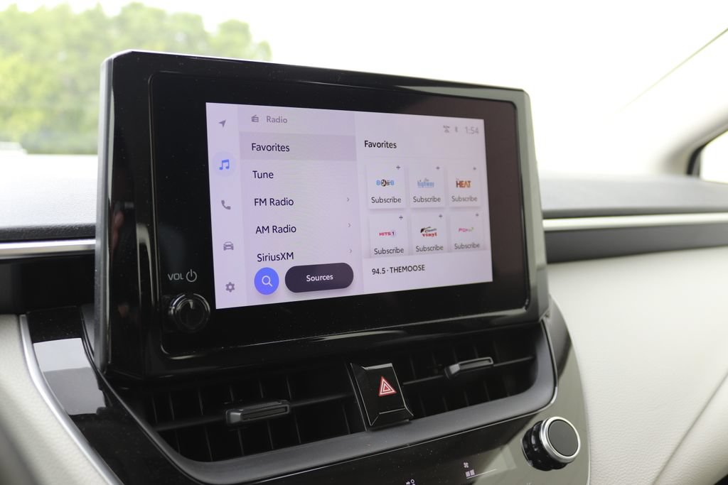 Used 2025 Toyota Corolla LE FWD image 20