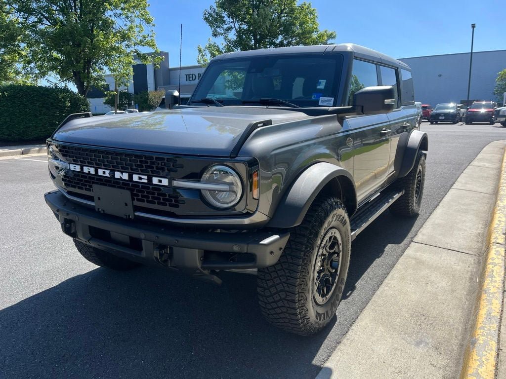 Used 2024 Ford Bronco Wildtrak AWD/4WD image 3