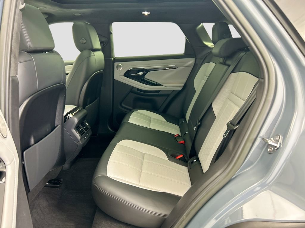 Used 2023 Land Rover Range Rover Evoque HST image 20