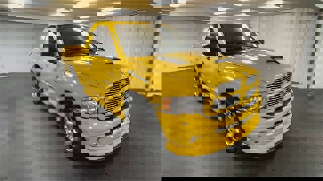 Used 2004 Dodge Ram 1500 Truck SLT w/ Sport Appearance Group image 2