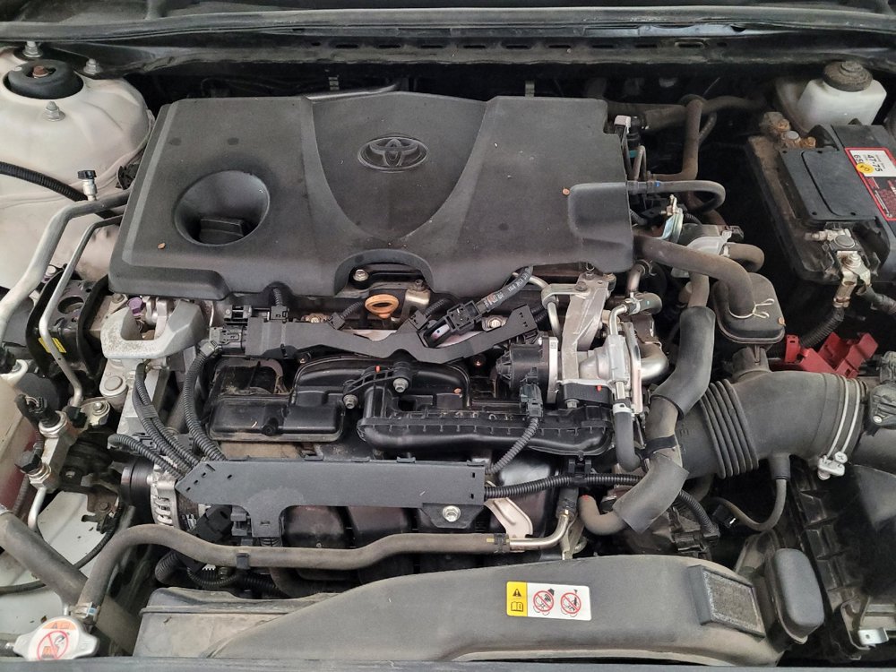 Used 2019 Toyota Camry LE FWD image 30