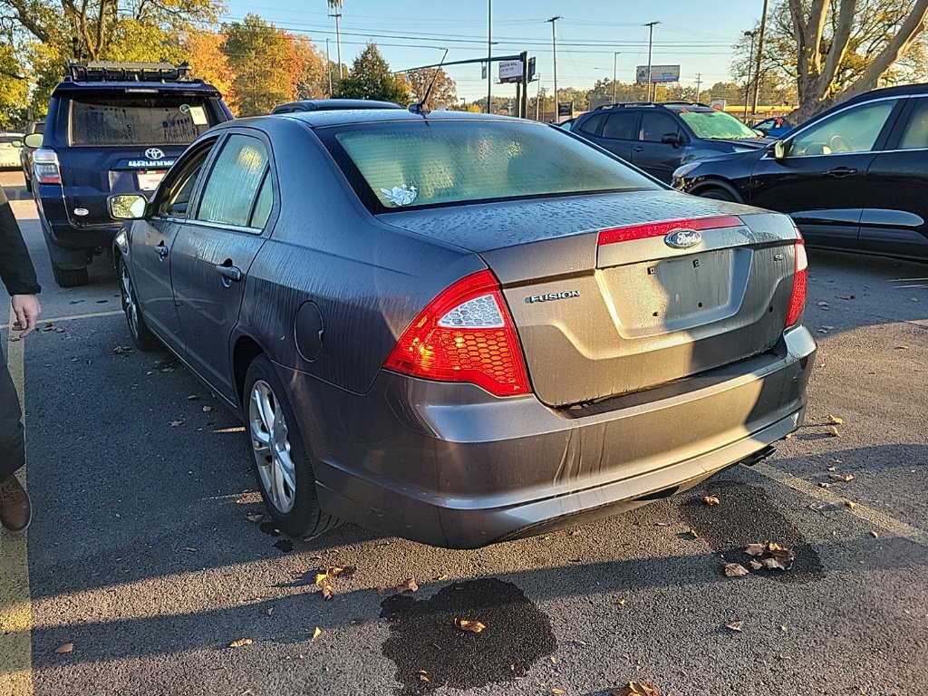 Used 2012 Ford Fusion SE FWD image 4